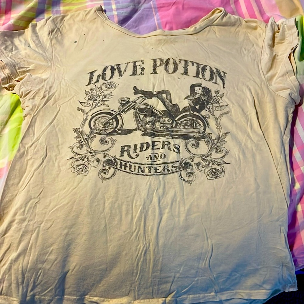 Spell tee